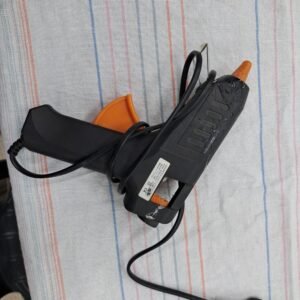 אקדח דבק חם